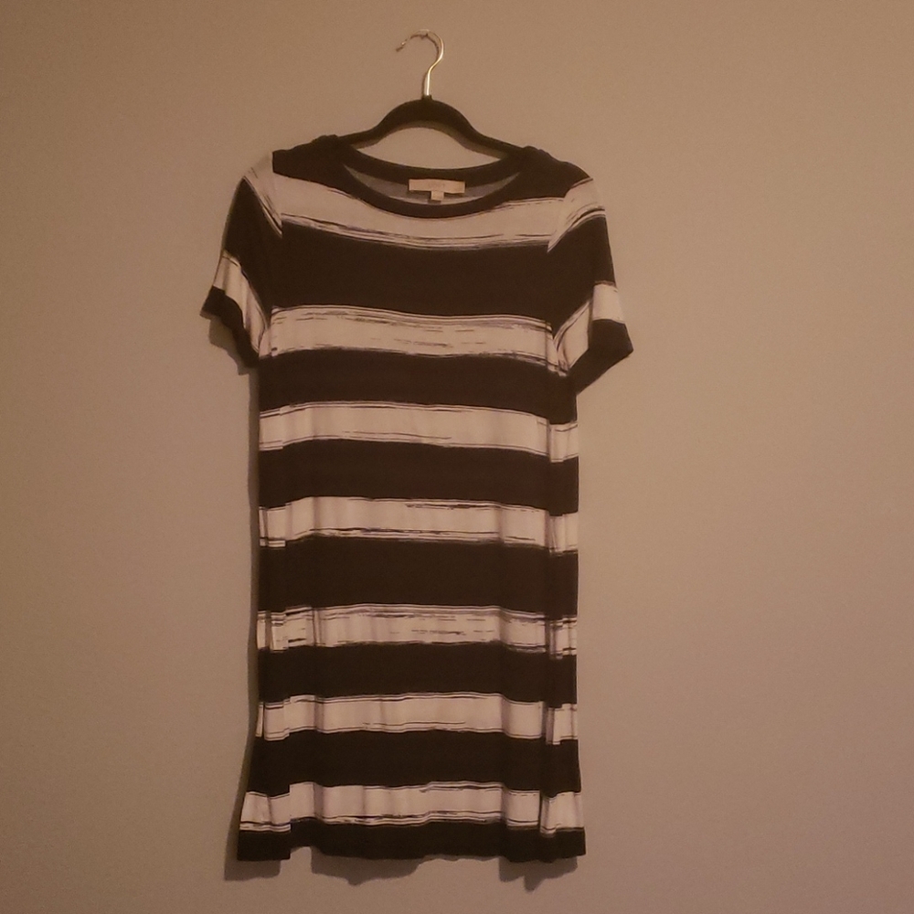 LOFT black & white stripes graphic t Shirt Dress